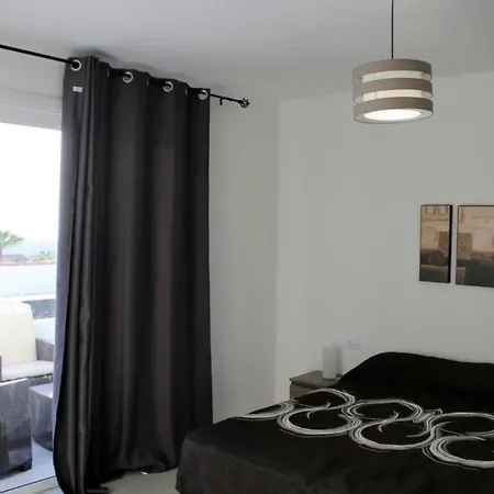 Island Apartment